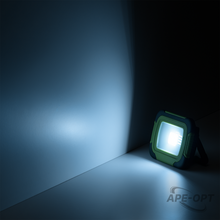 Изображения товара Аккумуляторный светодиодный прожектор PORTABLE LIGHT 10W 700lm IP44 6500К 1/20 | 686400310 | Gauss